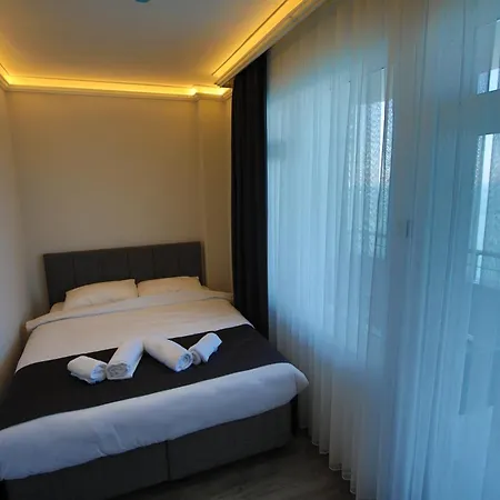 Hotel Black Pearly